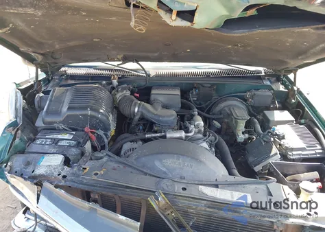 1997 Chevrolet Gmt-400 K1500 z USA, uszkodzony, nr VIN 1GCEK19R3VE190264